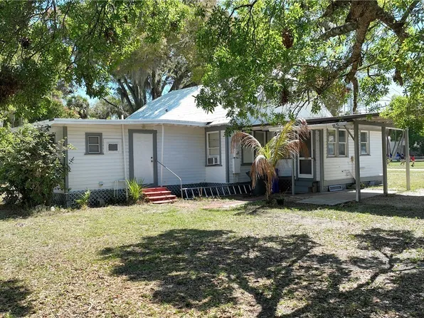 3381 Edgewood Ave, Fort Myers, FL 33916