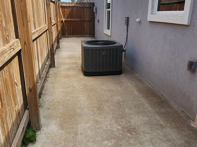 5809 Ozark Ave #4 — Photo 14