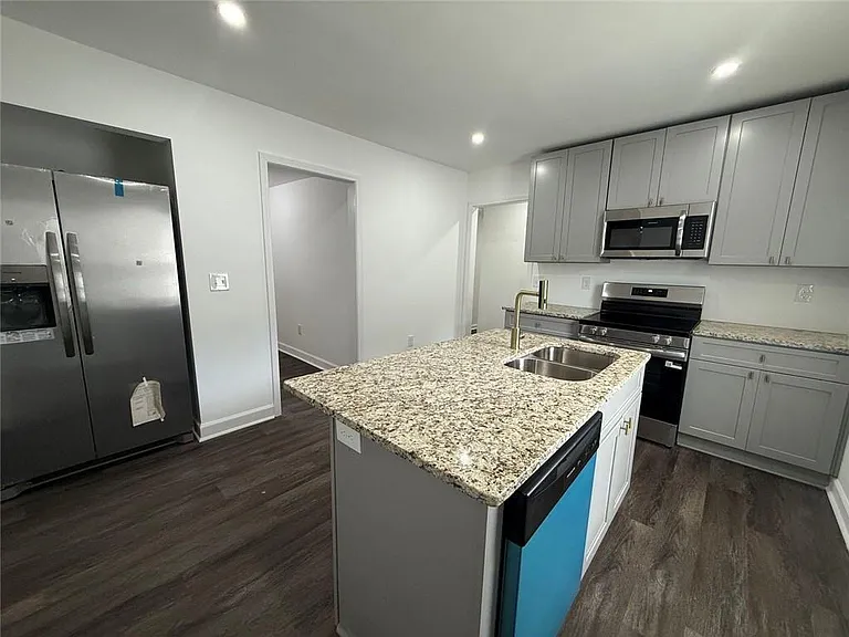 1040 Palmetto Ave SW — Photo 3