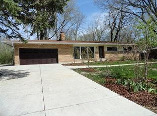 5476 Waterloo Rd, Dayton, OH 45459