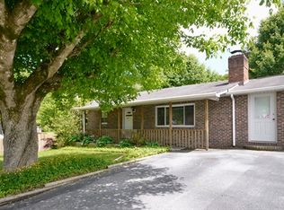 24 Cornell St, Asheville, NC 28803