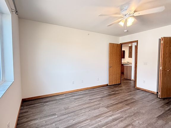 4th image of 1450 Peterson Dr #308