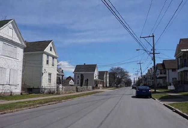 2nd image of 708 Eagle St