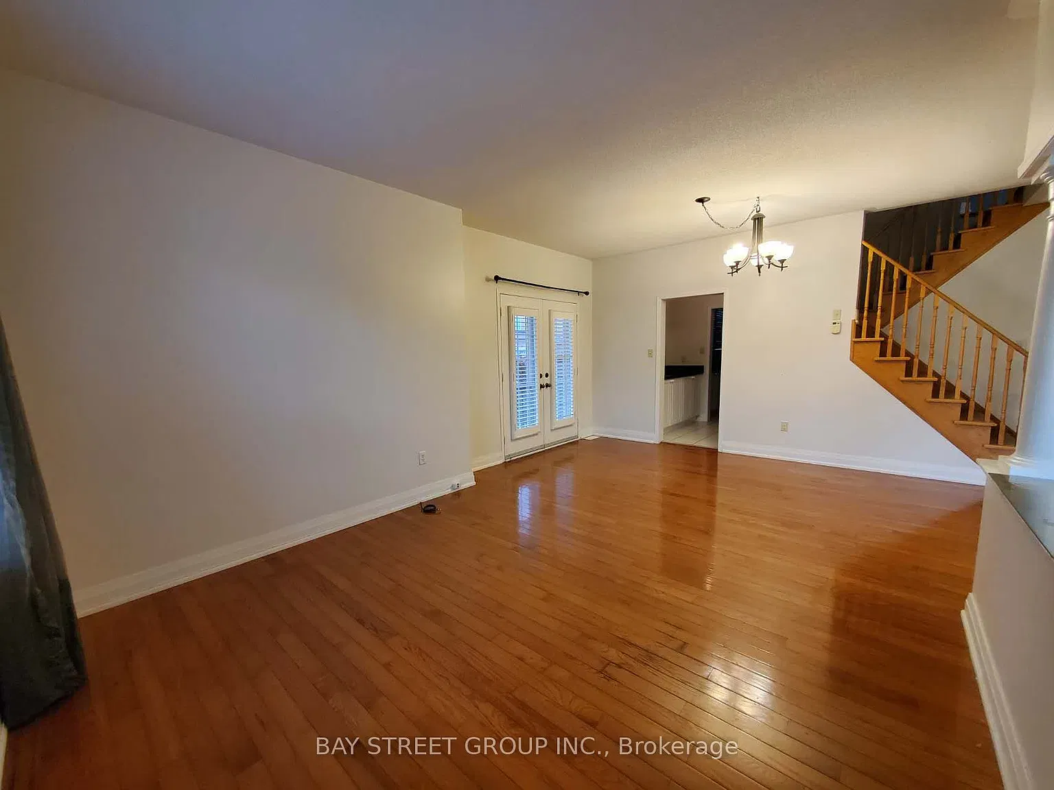 4 bed, $4,300 — Photo 4