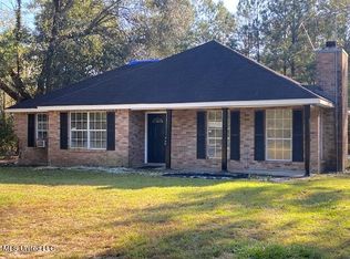 22157 Bells Ferry Rd, Pass Christian, MS 39571