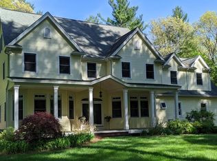 525 Cedar St, Walpole, MA 02081