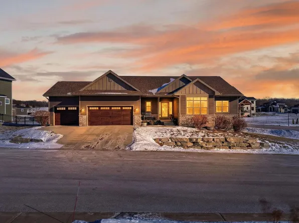 4960 Prairie Spg, Waunakee, WI 53597