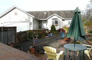 1st image of 395 Octopus Ave NE