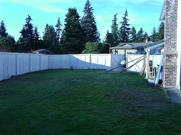Big fenced yard