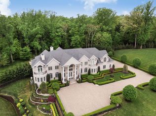 21 Embry Farm Rd, Marlboro, NJ 07746