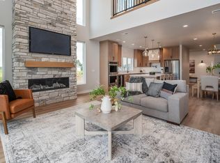 5834 Misty Waters Dr, Bismarck, ND 58503