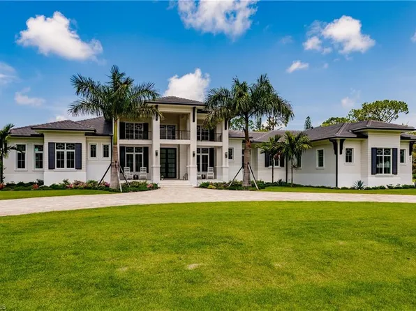 493 Myrtle RD, NAPLES, FL 34108