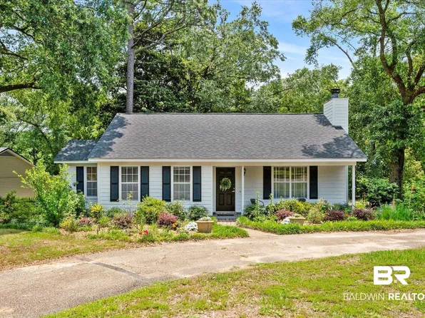 1 Azalea Ct, Fairhope, AL 36532