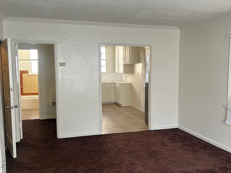 4249 Degnan Blvd #3 — Photo 10