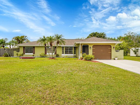 2nd image of 1444 SE Marisol Lane