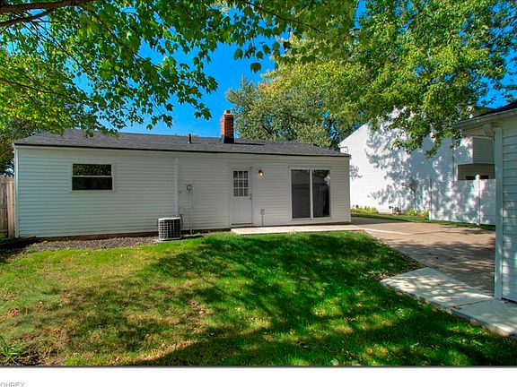 4th image of 1023 E 348th St