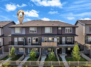22711 84th Ave NW, Edmonton, AB T5T4B4