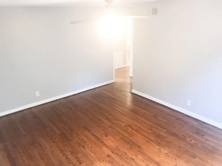 4414 Holland Ave — Photo 16
