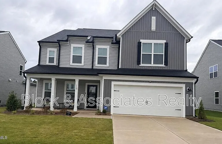 112 Moonflower Ln — Photo 1
