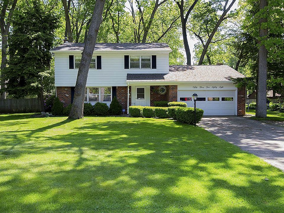 1st image of 53288 Oakton Dr