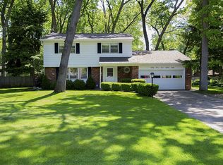 53288 Oakton Dr, South Bend, IN 46635