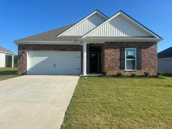 76 Ozark Dr, Byhalia, MS 38611