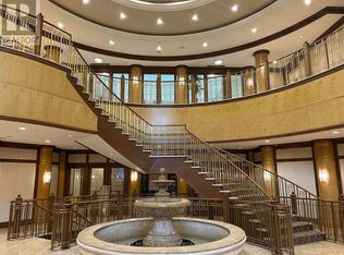 80 Harrison Garden Blvd #1124, Toronto, ON M2N 7E3