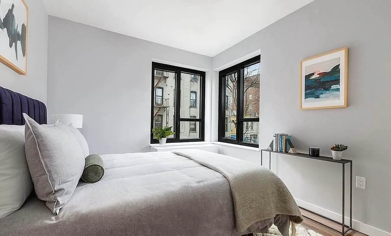 2415 Church Avenue — Photo 2