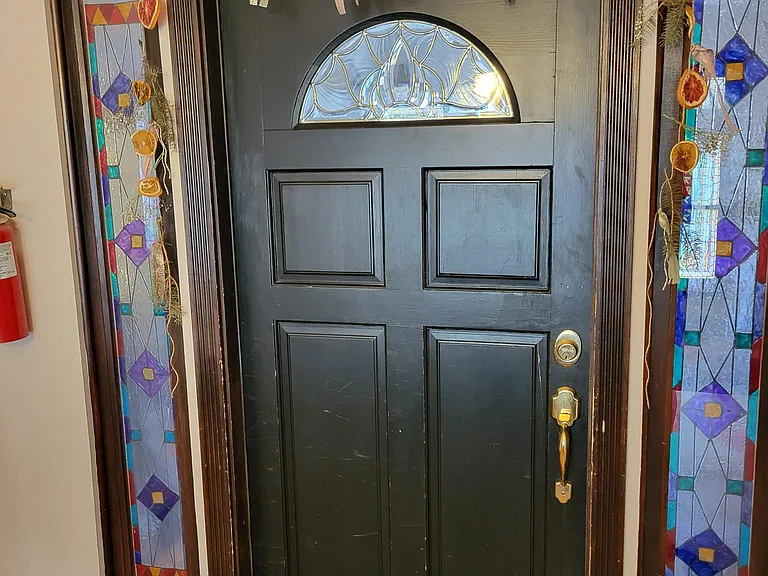 1140 N Grant St — Photo 6