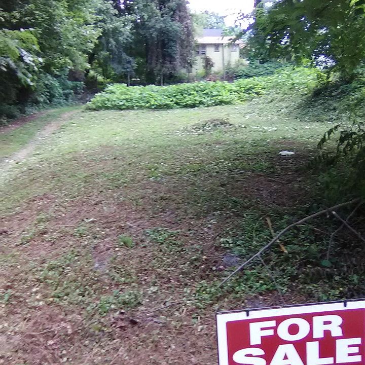 2nd image of Louisiana Ave