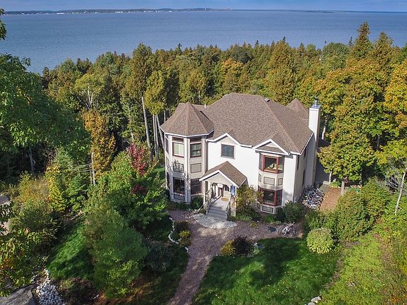 4th image of 3826 Cedar Point Ln