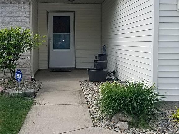2nd image of 2512 Jacobs Creek Run
