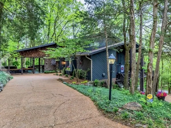 218 Hillview Dr, Carthage, TN 37030