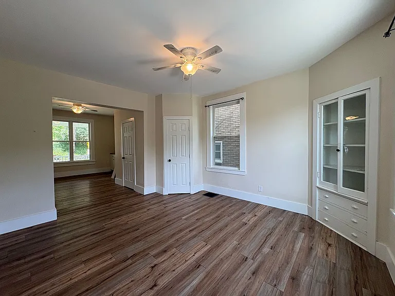 535 Marie Ave — Photo 11
