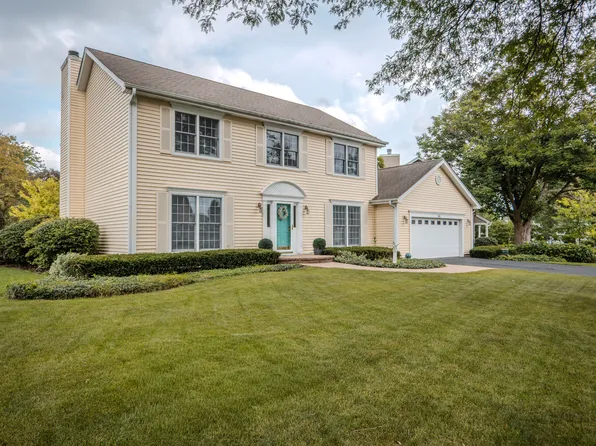 345 Southampton Dr, Geneva, IL 60134