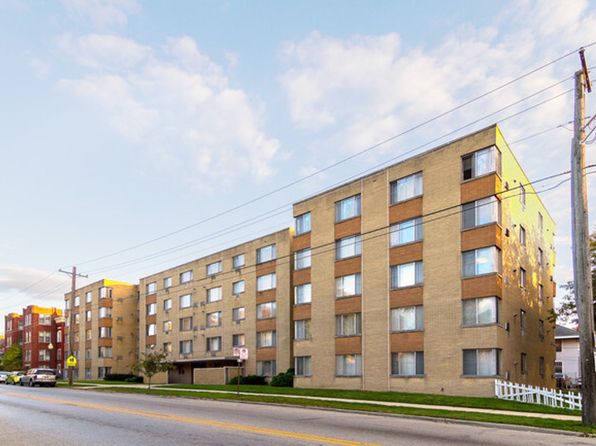 401 E Chicago St APT 411
