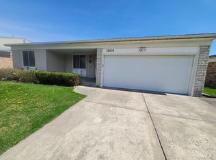 33070 Ione Dr, Sterling Heights, MI 48310