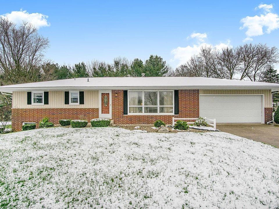 1st image of 24264 Pleasant View Dr
