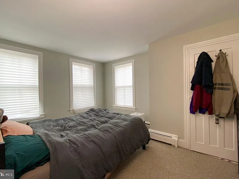 10 Princeton Ave — Photo 12