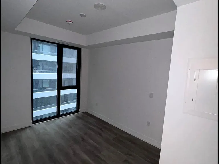 1 Jarvis St #723 — Photo 5