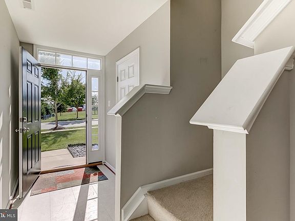 5th image of 11660 Amaralles Dr