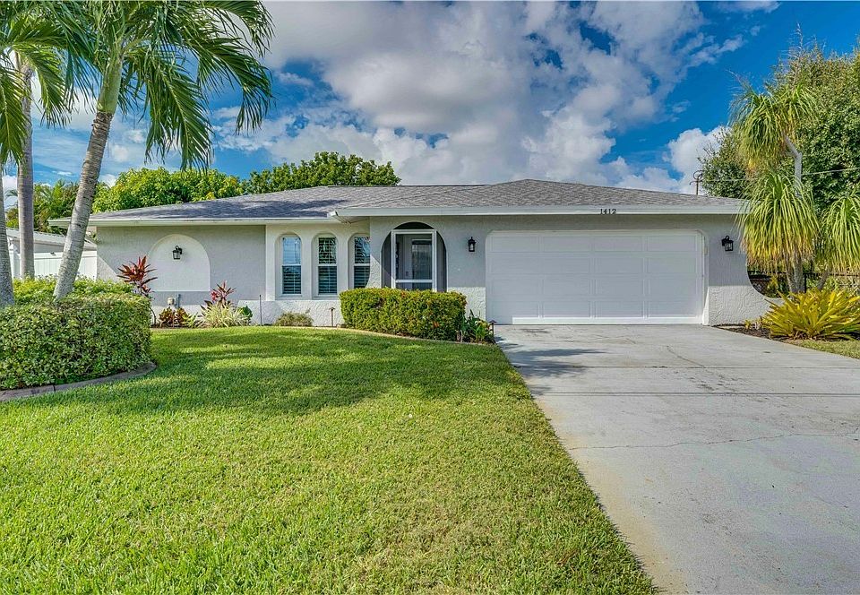 1st image of 1412 SE 17th Pl