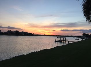 608 Balibay Rd, Apollo Beach, FL 33572