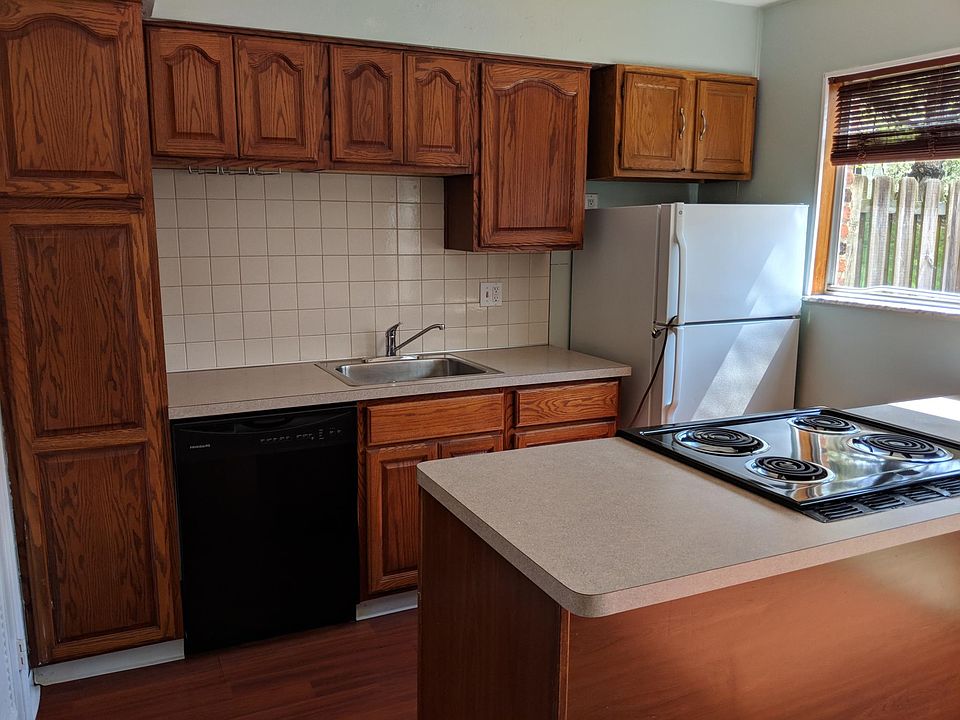 1st image of 29 Brandywine Sq