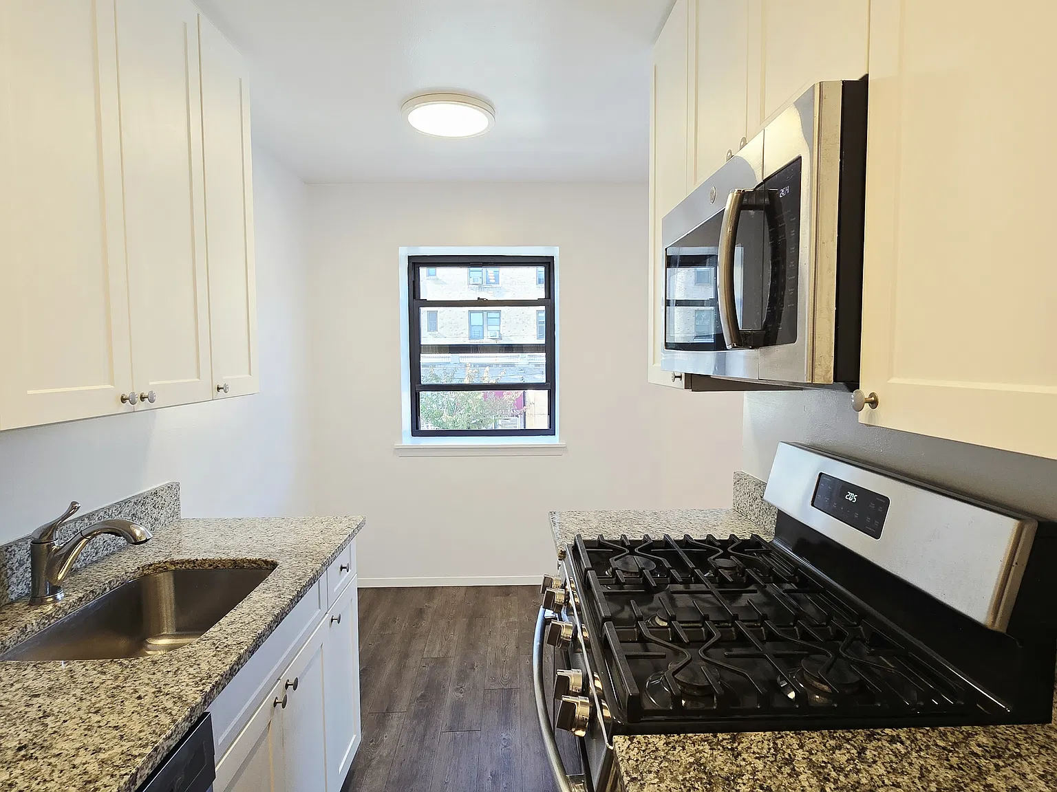 Palmer Ave, Larchmont — Photo 4