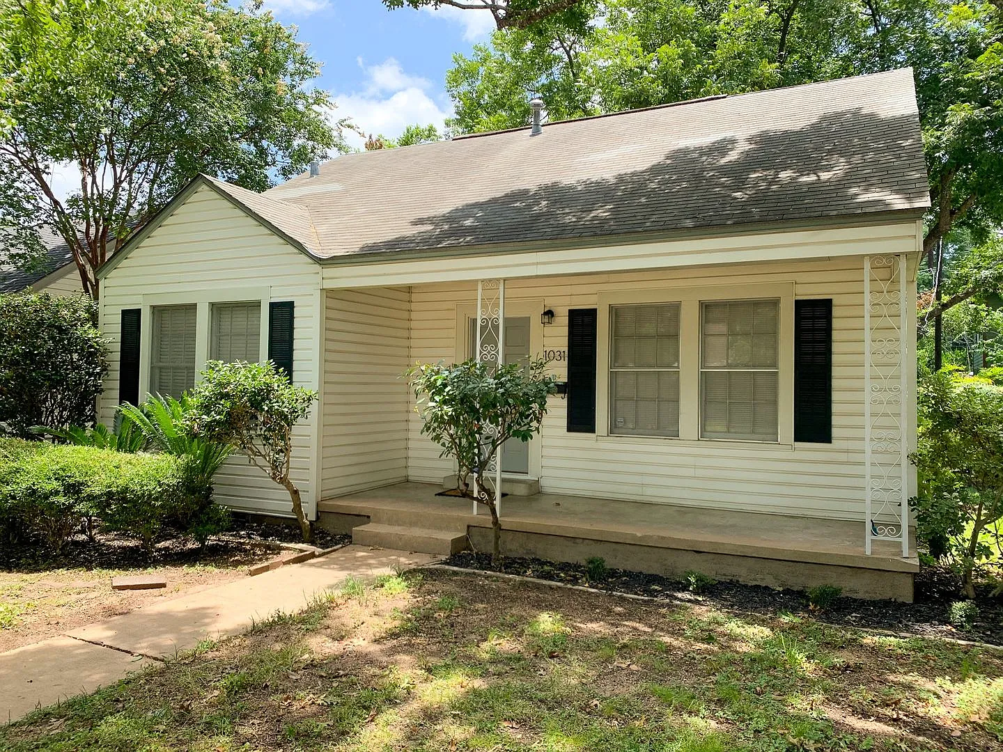 Gorgeous 1940's home in Central Austin! — Photo 2