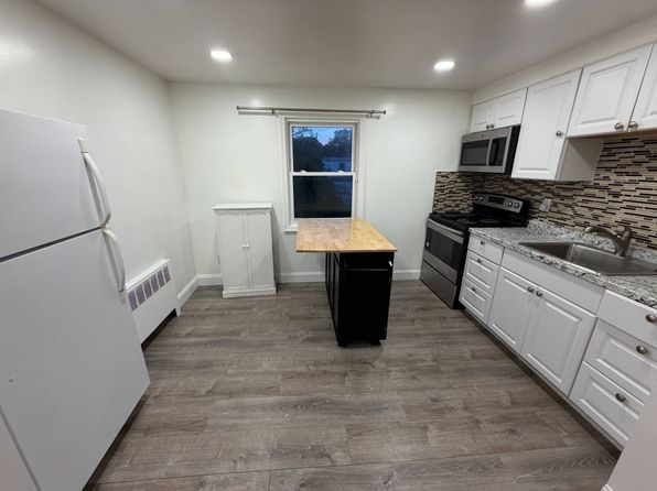 295 49th St Floor 2