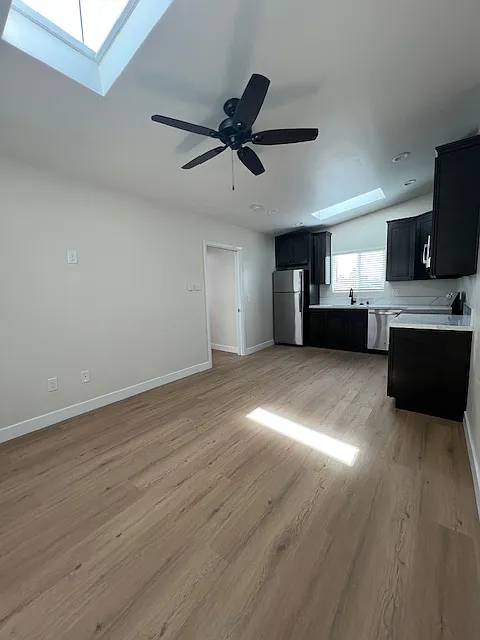 1 bed, $2,095 — Photo 2