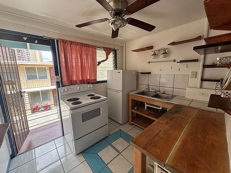 522 Lauiki St — Photo 6