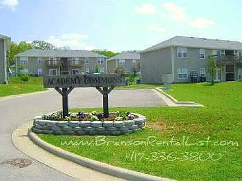3 bed, 2.0 bath, $1,295 — Photo 4